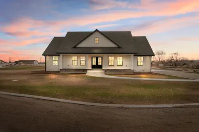 Image de New! Hidden Treasure Retreat w/Hot Tub & River Access