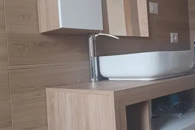 Image de Strategic location near the sea and downtown, all services present