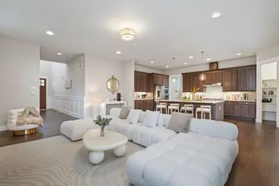 Image de Luxury 5bd 4bt Home, 15min to Dt Portland, Game Room, NatureTrails, Free Parking