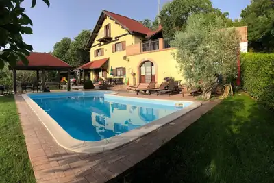 Image de Rent. Country. House