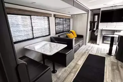 Image de Cozy 2-bedroom Rv in enchanting Temple with WiFi, Ac