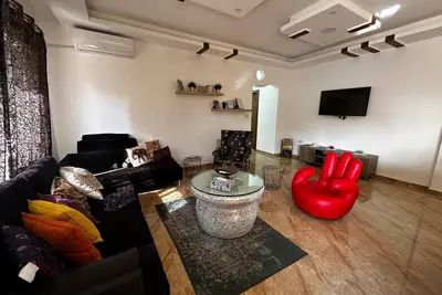 Image de Charming 2-bedroom apartment in Quiet Building near Shopping, Hospital, Mosque