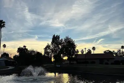 Image de Charming 3-bedroom Home on the water - Gated 45+ Community