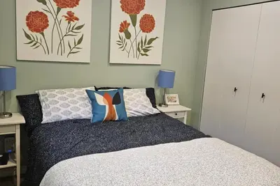 Image de North Van Oasis: Hike Bike Ski!