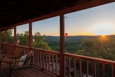 Image de Hilltop Hacienda @ Buchanan Vacation Homes in Concan - Pet Friendly! ! ! ! !