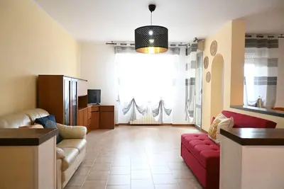 Image de Pp05 - Porto Potenza, large three-room apartment near the sea