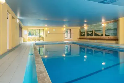 2 Bed Apartment with Shared Pool