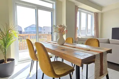 Image de Modern New 3Bed Home | 10 Mins to Niagra Falls