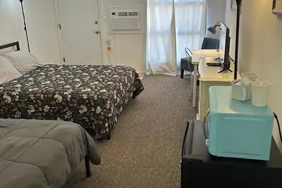 Image de Two Queen bed remodeled studio with fast WiFi in Fillmore