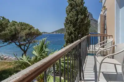 Image de Appartement 'Kalydna Sea Side View' avec jardin partagé, Wi-Fi et climatisation