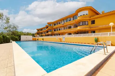 Image de Villa 'Artep' avec piscine partagée, Wi-Fi et climatisation