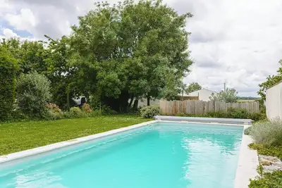 Image de Gabae Les Volets Verts - Maison de vacances avec barbecue privé
