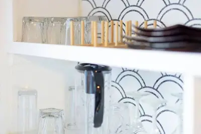 Image de Cheerful Apt|10min Downtown|5min Zoo|10min Airport