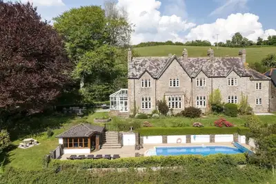 The Rectory, Stunning Views, Pool & Padel Court!