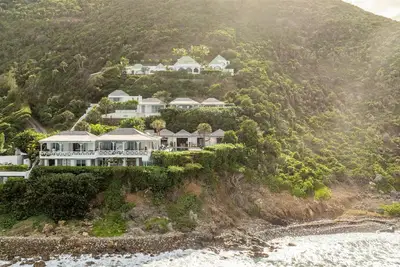 Image de 11-Bed Villa Il Faro Estate in Anse des Cayes