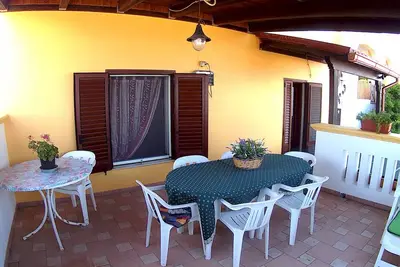 Image de Carrube House, in Andrano offers a terrace and sea views.