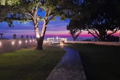 Image de Midnight Swims at The Oaks Outdoor Living, Kalamitsi, Preveza