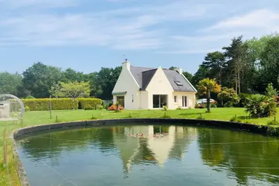 Image de Villa avec piscine et tennis proche Mer blanche et le Golf de Benodet