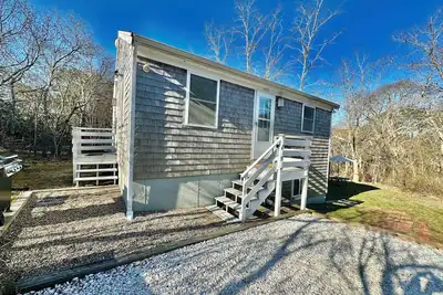 Image de Bayside cottage near Marconi and Bike Path