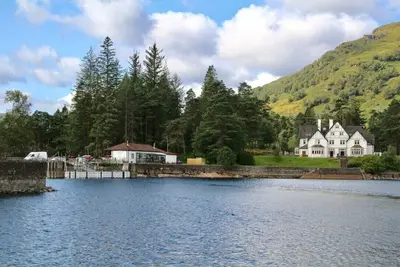 Image de Stronachlachar Lodge - spacious with cinematic views, direct access to loch.