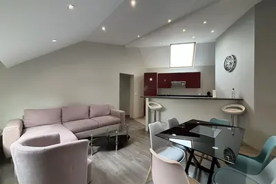 Image de À deux pas du Palais Jacques Cœur – tout confort