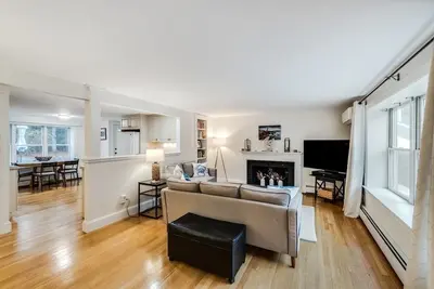 Image de Cape Cod getaway near Craigville Beach