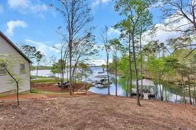 Image de Knox Landing Retreat with Dock