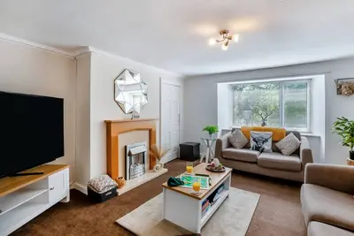 Image de Elmsleigh Nest - Deux Chambres Maison, Couchages 4