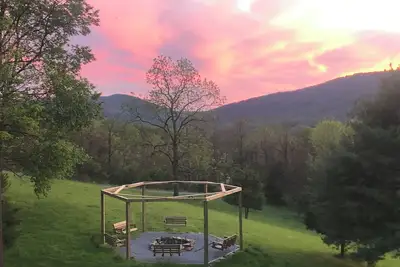 Image de You Can't Beat the Mountain Views from Sunset Ridge -Privacy and Seclusion!