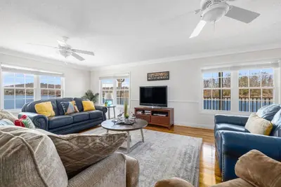 Image de Beautiful Boone Lake Views for 8