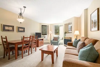 Image de 1br + Sofabed | Marquise | Condo Close To Ski Hill | Fireplace | Hot Tub & Sauna | Gym