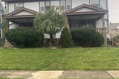 Image de 17 Hearts: A Home Away From Home.