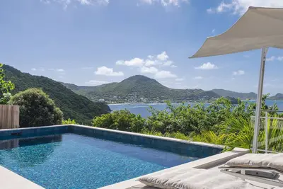 Image de 4 Bed Villa Only view in Pointe Milou, St Barths