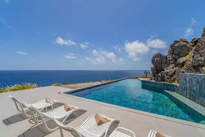 Image de 4 Bed Villa Paulista in Petit-Cul-de-Sac