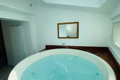 Image de Maison avec Balnéothérapie, plage et centre-ville a pied