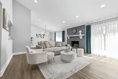 Image de Beautiful 3bdr Home in Charlotte/w Backyard