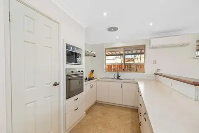 Image de The Coastal - Comfort & Spacious Living!