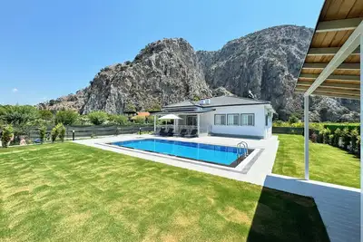 Image de Villa Defne 2 Bedroom with Private Pool and Big Garden in Dalyan