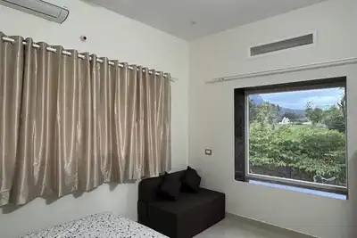 Image de Hill View Bedroom with Ac & WiFi - Villa at Nandi Hills