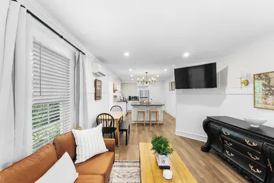 Image de Modern French Farmhouse for Extended Stays