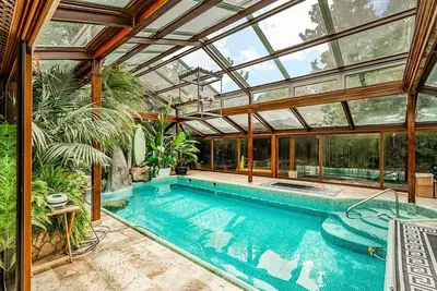 Image de Villa Majadahonda - Six Chambres Villa, Couchages 12