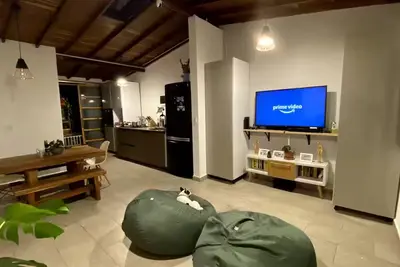 Image de Apt close to Hosp Pablo Tobon Wifi 500 Mbps