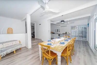 Image de 4br Coastal Retreat With Pool