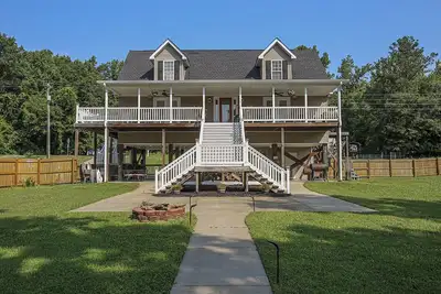 Image de DuckedAway. . . . Dreamy Lakefront Escape on Dutchman Creek!