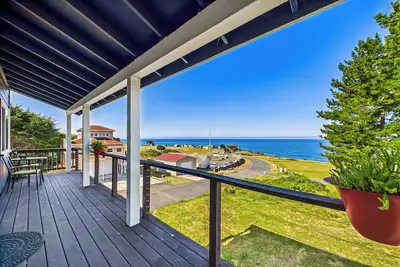 Image de Shelter Cove- Wow What a View! Pet friendly, Close to everything