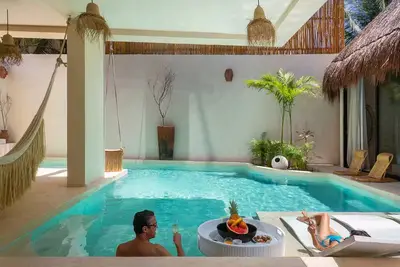 Image de Villa Aura → Swim-up rooms, Private Pool & Rooftop