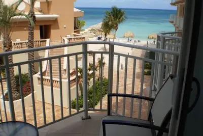 Image de Studio Unit - Divi Aruba Phoenix Beach Resort