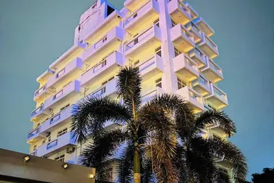 Image de Modern condo in the heart of Colombo city, minutes away from Wellawatte Beach