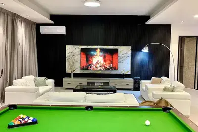 Image de Luxury 3br Apt Near Ngor Beach Balcony & Wi-Fi