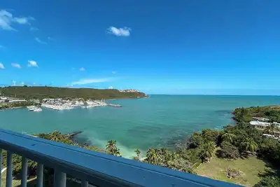 Image de Breezy Oceanfront Apartment - Free Parking